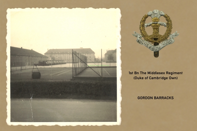 1961_08_15-b_hedges_gordon_barracks_005