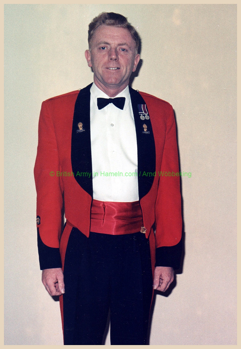 000-myself-in-mess-dress-christmass-1967